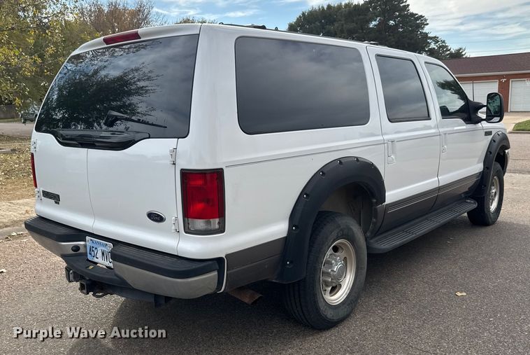 image for item NA9848 2001 Ford Excursion SUV