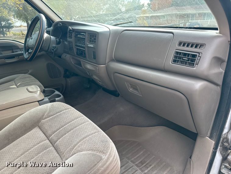 image for item NA9848 2001 Ford Excursion SUV