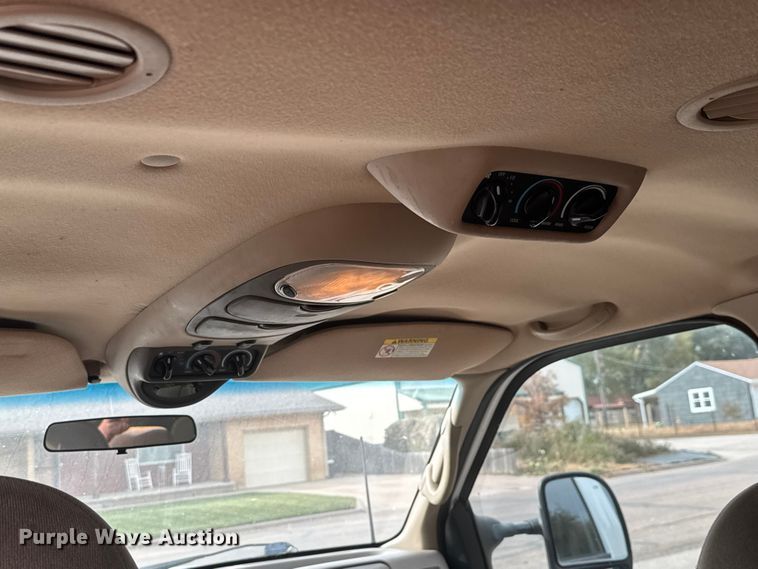 image for item NA9848 2001 Ford Excursion SUV