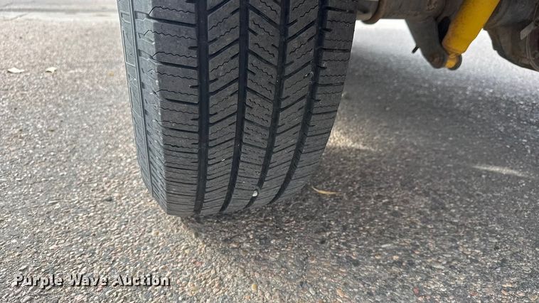 image for item NA9848 2001 Ford Excursion SUV