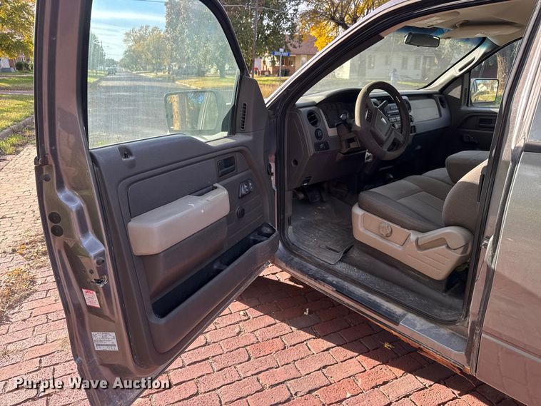 image for item NA9862 2010 Ford F150 XL SuperCab pickup truck