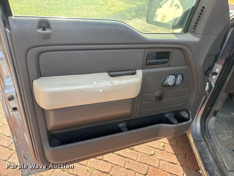 image for item NA9862 2010 Ford F150 XL SuperCab pickup truck