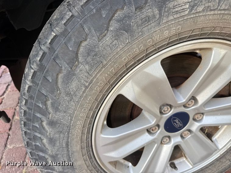 image for item NA9862 2010 Ford F150 XL SuperCab pickup truck