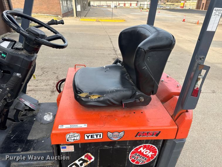 image for item NA9890 Toyota 5FBCU15 forklift