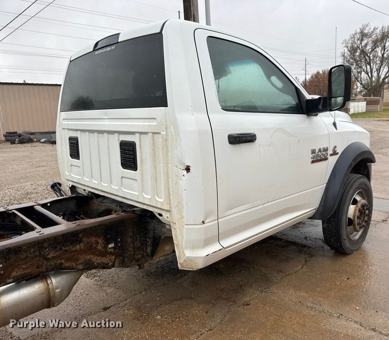 image for item NA9976 2013 RAM 4500 truck cab and chassis
