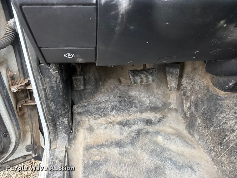 image for item NA9976 2013 RAM 4500 truck cab and chassis