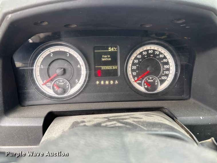 image for item NA9976 2013 RAM 4500 truck cab and chassis