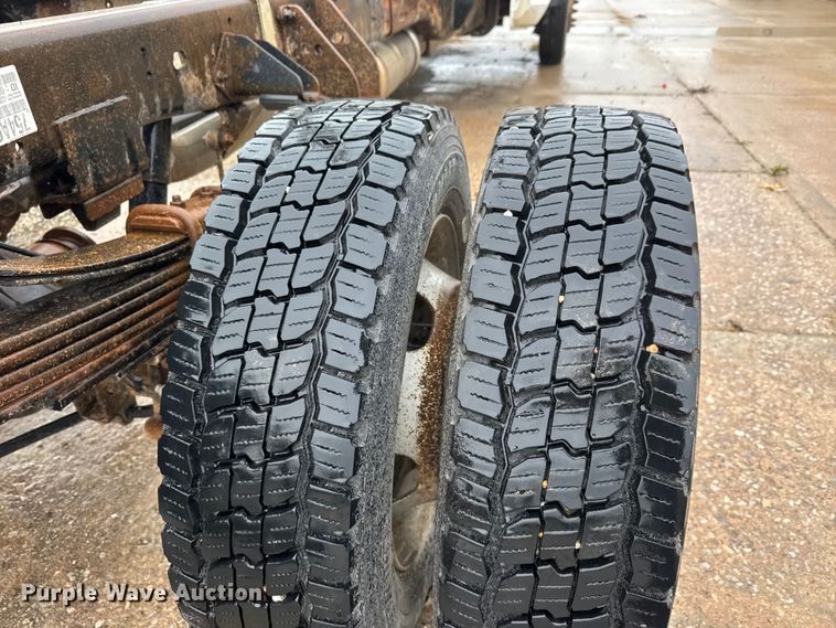 image for item NA9976 2013 RAM 4500 truck cab and chassis