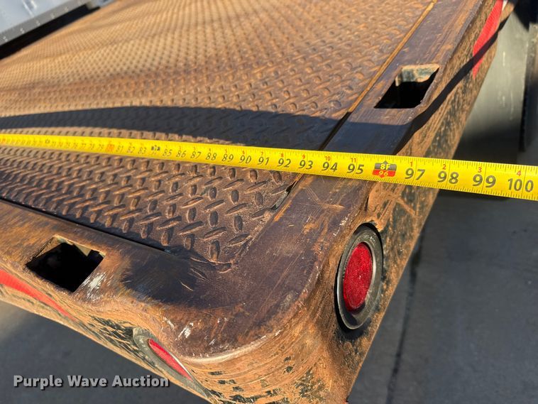 image for item NB9001 2005 Peterbilt 335 dump flatbed truck