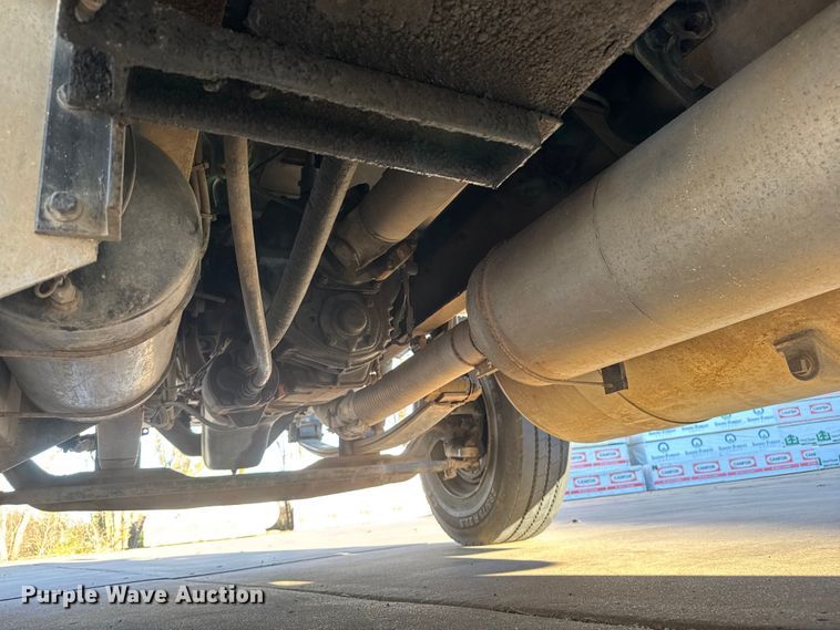 image for item NB9001 2005 Peterbilt 335 dump flatbed truck