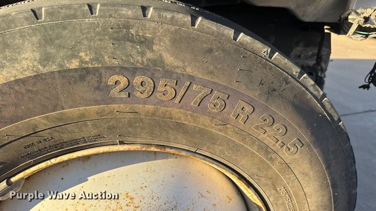 image for item NB9001 2005 Peterbilt 335 dump flatbed truck