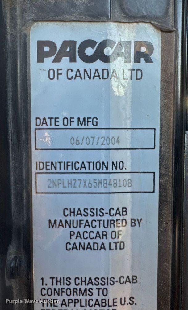 image for item NB9001 2005 Peterbilt 335 dump flatbed truck