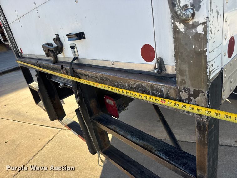 image for item NB9002 2004 Freightliner Business Class M2 box truck