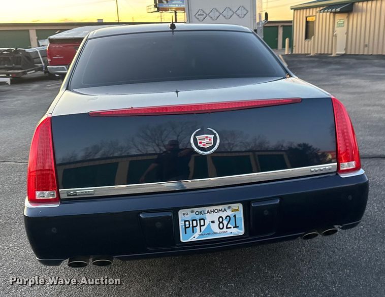 image for item NB9003 2007 Cadillac DTS 