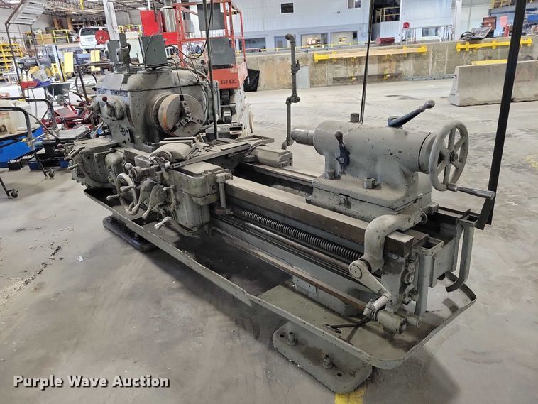 image for item NO9777 Lodge & Shipley WV7090 metal lathe