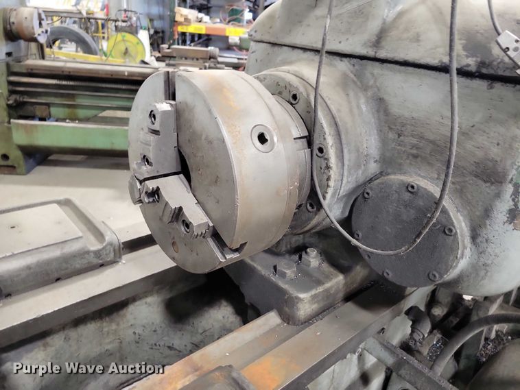 image for item NO9777 Lodge & Shipley WV7090 metal lathe