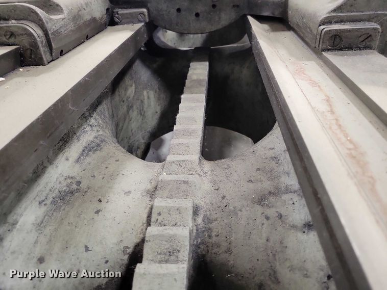 image for item NO9777 Lodge & Shipley WV7090 metal lathe