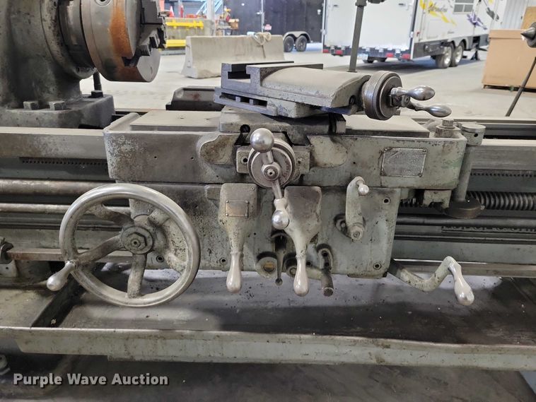 image for item NO9777 Lodge & Shipley WV7090 metal lathe