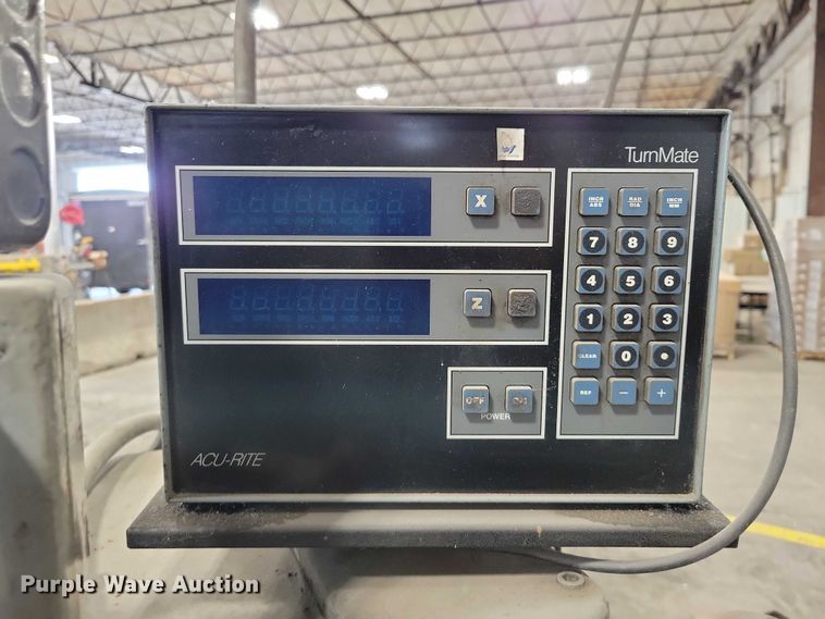 image for item NO9777 Lodge & Shipley WV7090 metal lathe