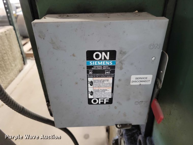 image for item NO9778 Profitmaster 22x80R metal lathe