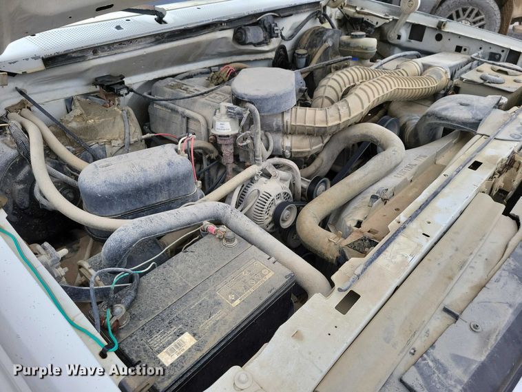 image for item NO9788 1996 Ford F350 XL flatbed pickup truck