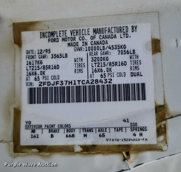 image for item NO9788 1996 Ford F350 XL flatbed pickup truck