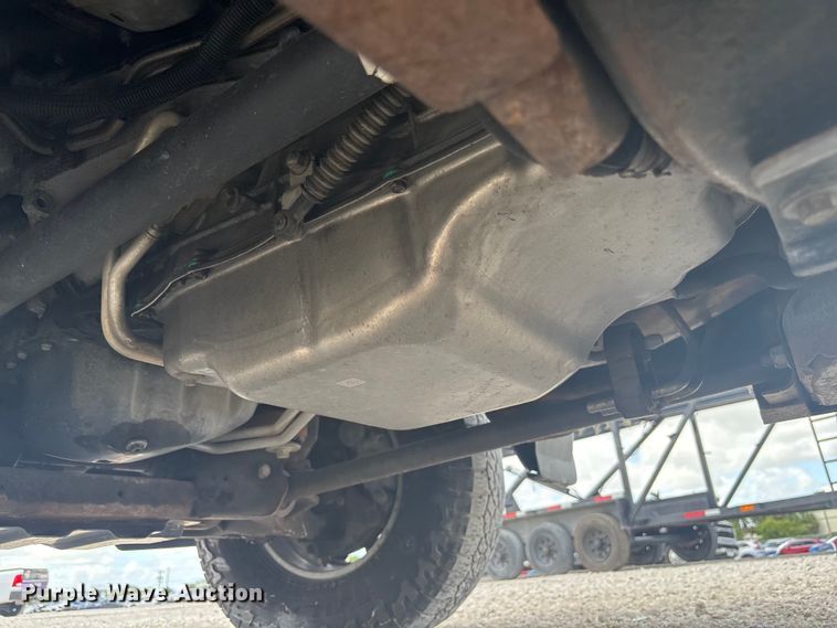 image for item YA0992 2020 Chevrolet Silverado 2500HD Crew Cab pickup truck