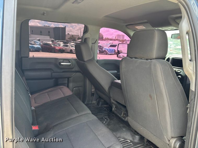 image for item YA0992 2020 Chevrolet Silverado 2500HD Crew Cab pickup truck