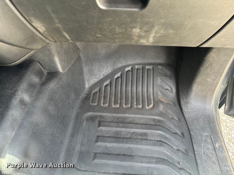 image for item YA0992 2020 Chevrolet Silverado 2500HD Crew Cab pickup truck