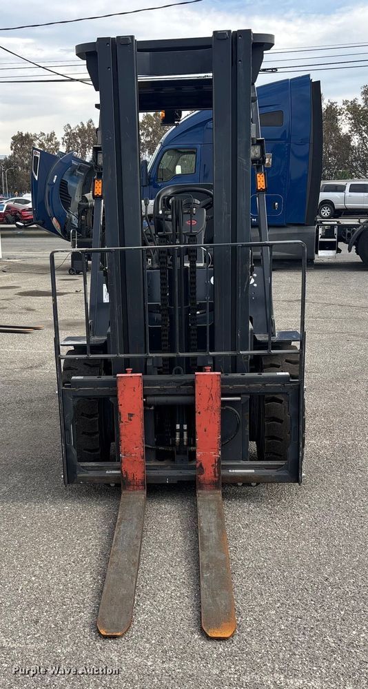 image for item YA1013 Tailift PFG30 forklift