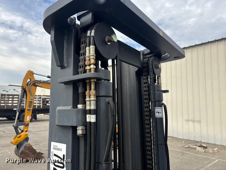 image for item YA1013 Tailift PFG30 forklift