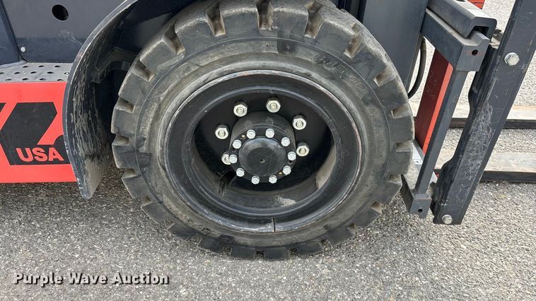 image for item YA1013 Tailift PFG30 forklift