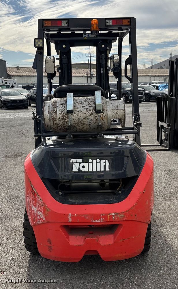 image for item YA1014 Tailift PFG25 forklift