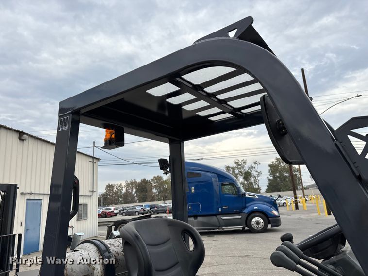 image for item YA1014 Tailift PFG25 forklift