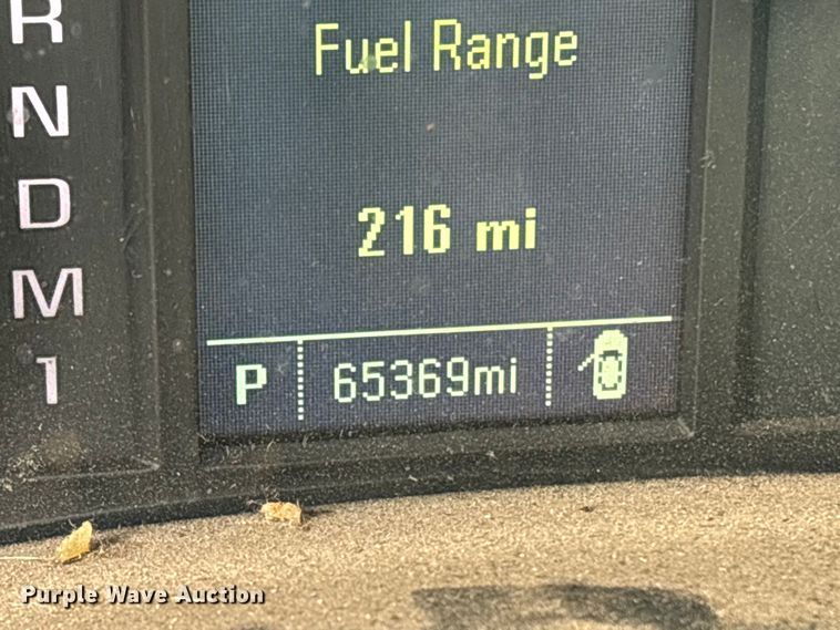 image for item YA1187 2016 Chevrolet Silverado 3500HD flatbed pickup truck