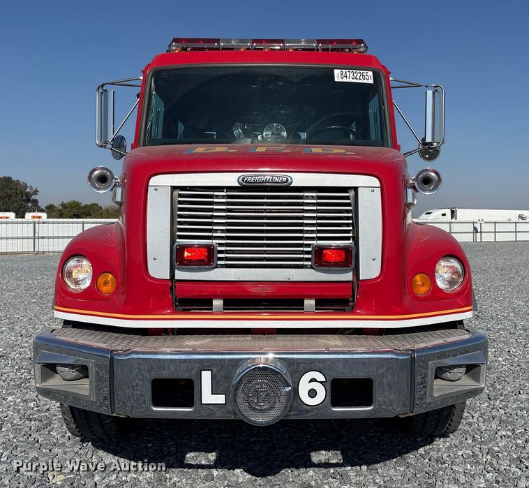 image for item YA1212 2000 Freightliner FL112 tractor-drawn aerial fire truck