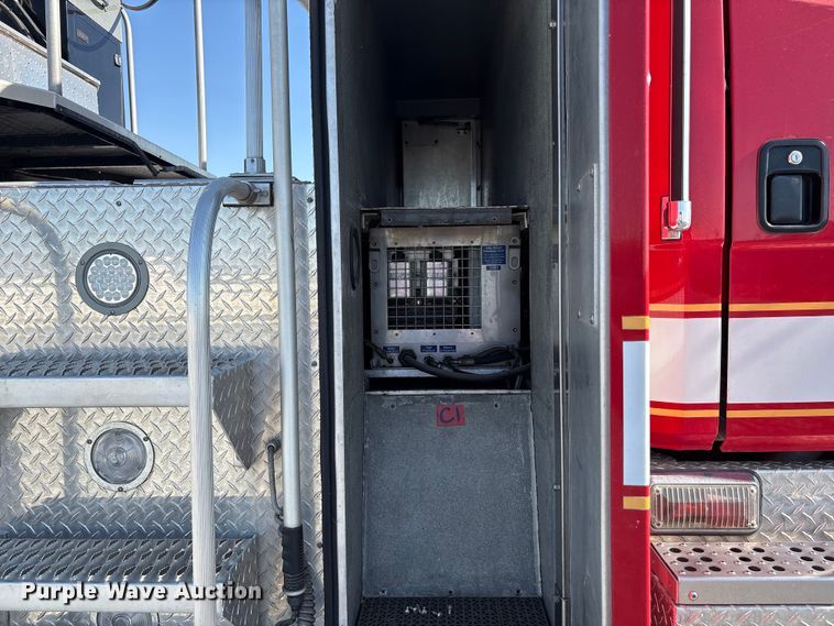 image for item YA1212 2000 Freightliner FL112 tractor-drawn aerial fire truck