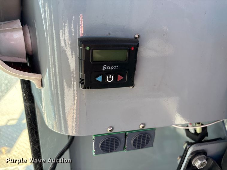 image for item YA1212 2000 Freightliner FL112 tractor-drawn aerial fire truck