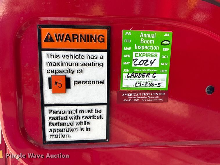 image for item YA1212 2000 Freightliner FL112 tractor-drawn aerial fire truck