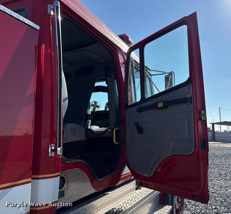 image for item YA1212 2000 Freightliner FL112 tractor-drawn aerial fire truck