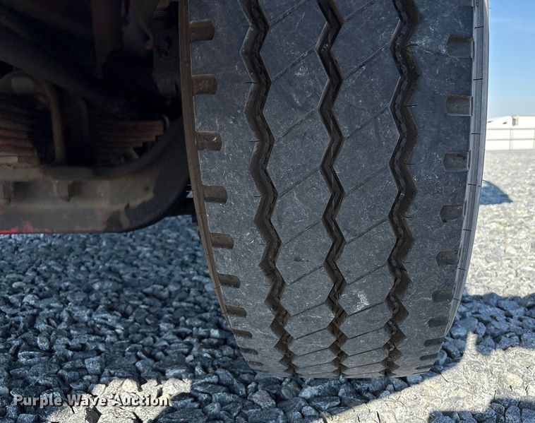 image for item YA1212 2000 Freightliner FL112 tractor-drawn aerial fire truck