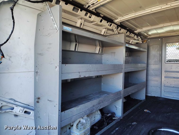 image for item YA1397 2014 GMC Savana G2500 van