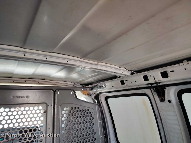 image for item YA1397 2014 GMC Savana G2500 van