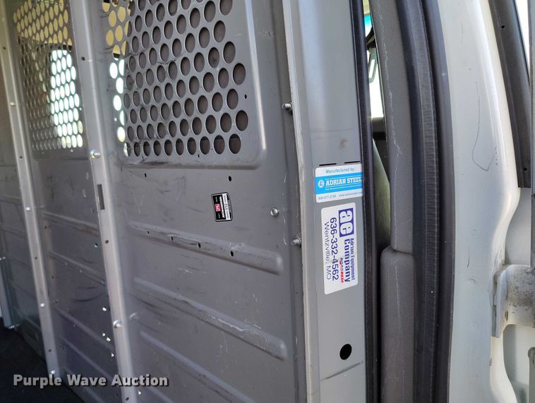 image for item YA1397 2014 GMC Savana G2500 van