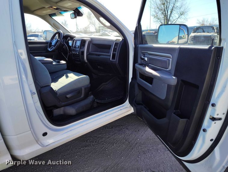 image for item YA1398 2015 RAM 1500 pickup truck