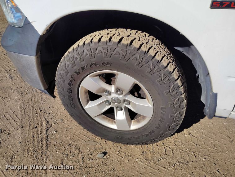 image for item YA1398 2015 RAM 1500 pickup truck