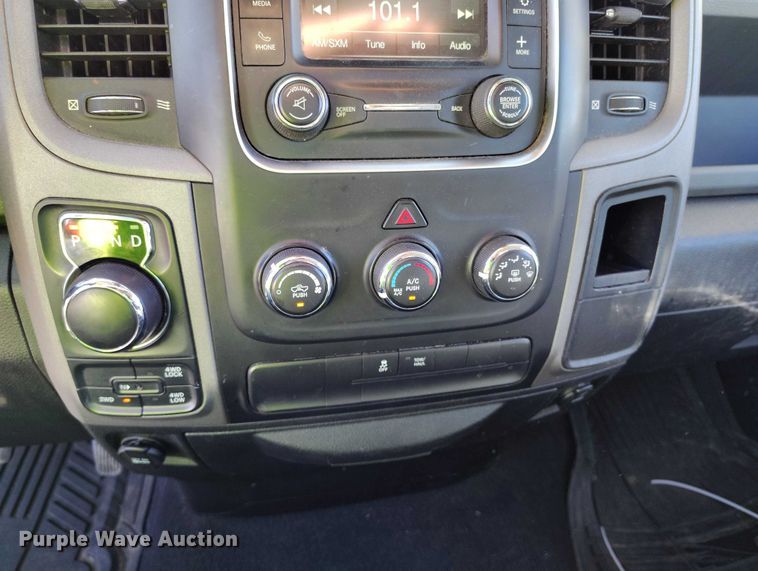 image for item YA1399 2015 RAM 1500 pickup truck