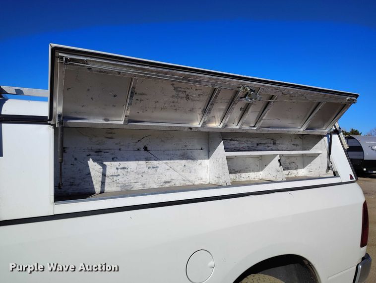 image for item YA1400 2016 RAM 1500 pickup truck