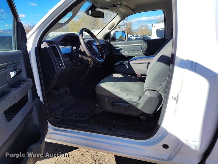 image for item YA1400 2016 RAM 1500 pickup truck