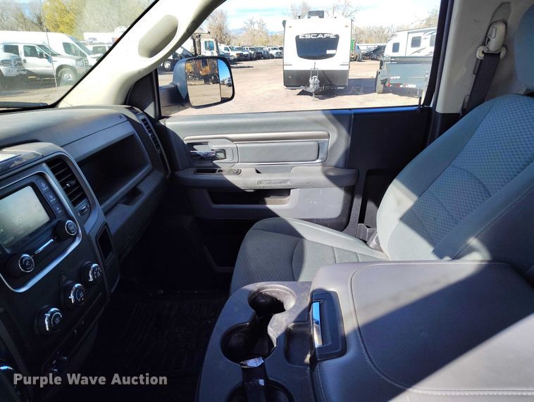 image for item YA1400 2016 RAM 1500 pickup truck